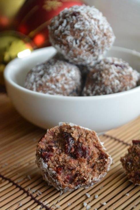 Gluten-free Cranberry and Cacao Balls